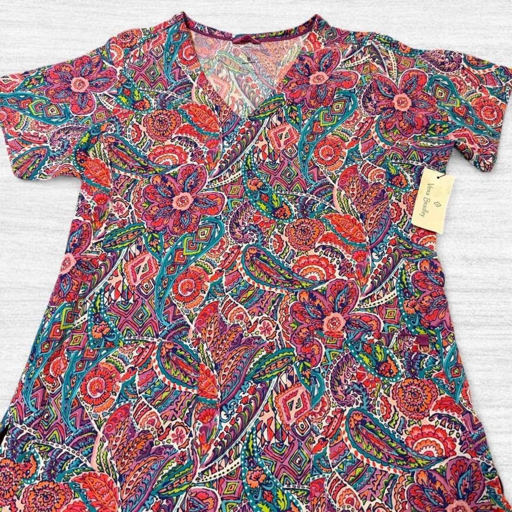 Vera Bradley Scrub Top NWT